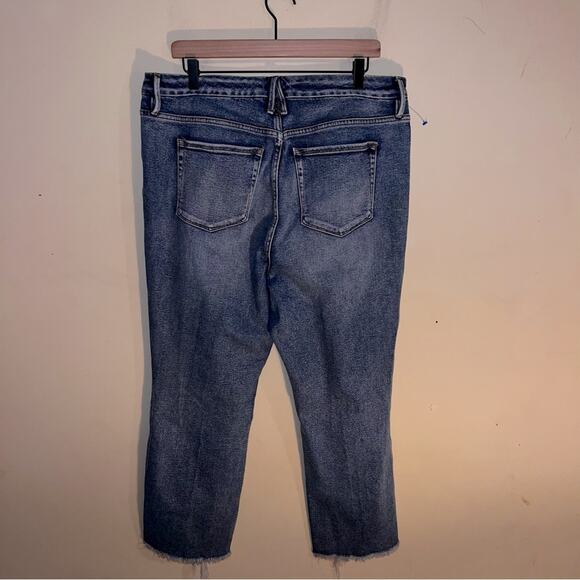 GOOD AMERICAN straight leg high rise jeans with raw hemline 16 - Picture 6 of 6